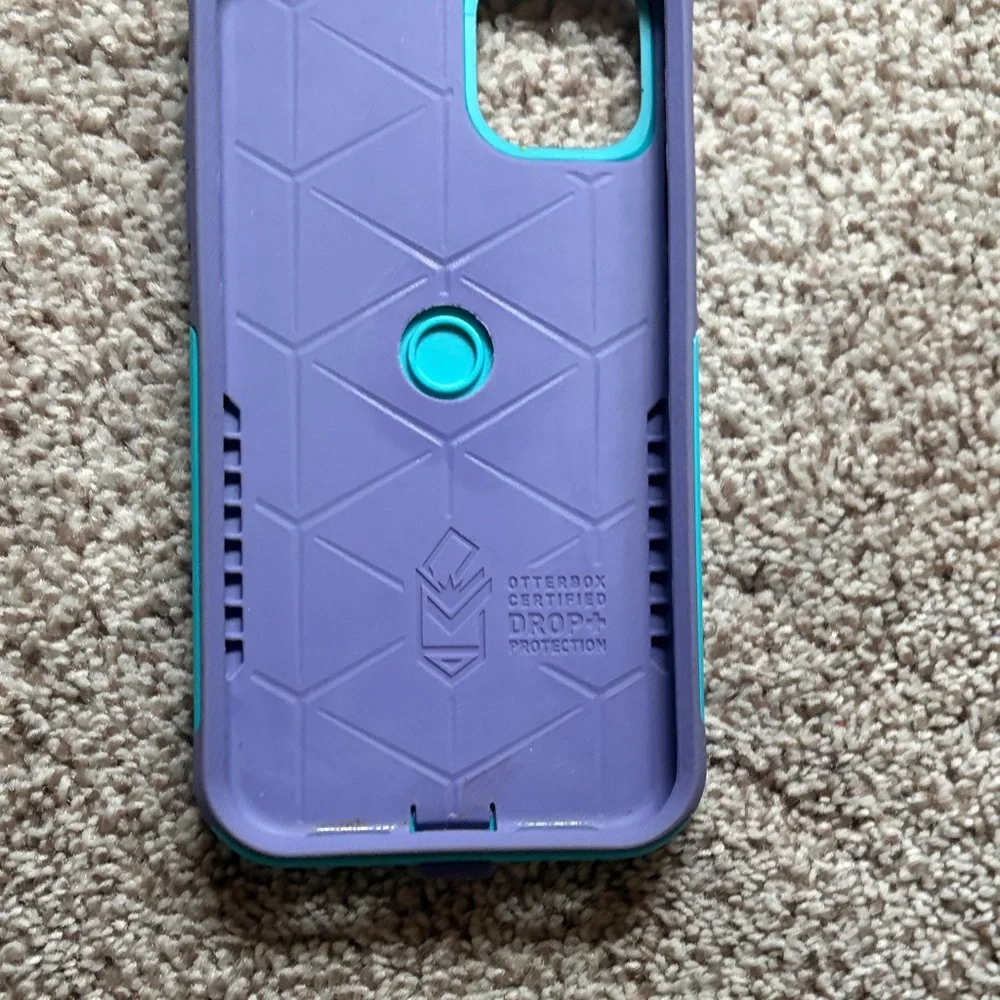 OtterBox Commuter Series Case for iPhone 11 - Cosmic Ray color